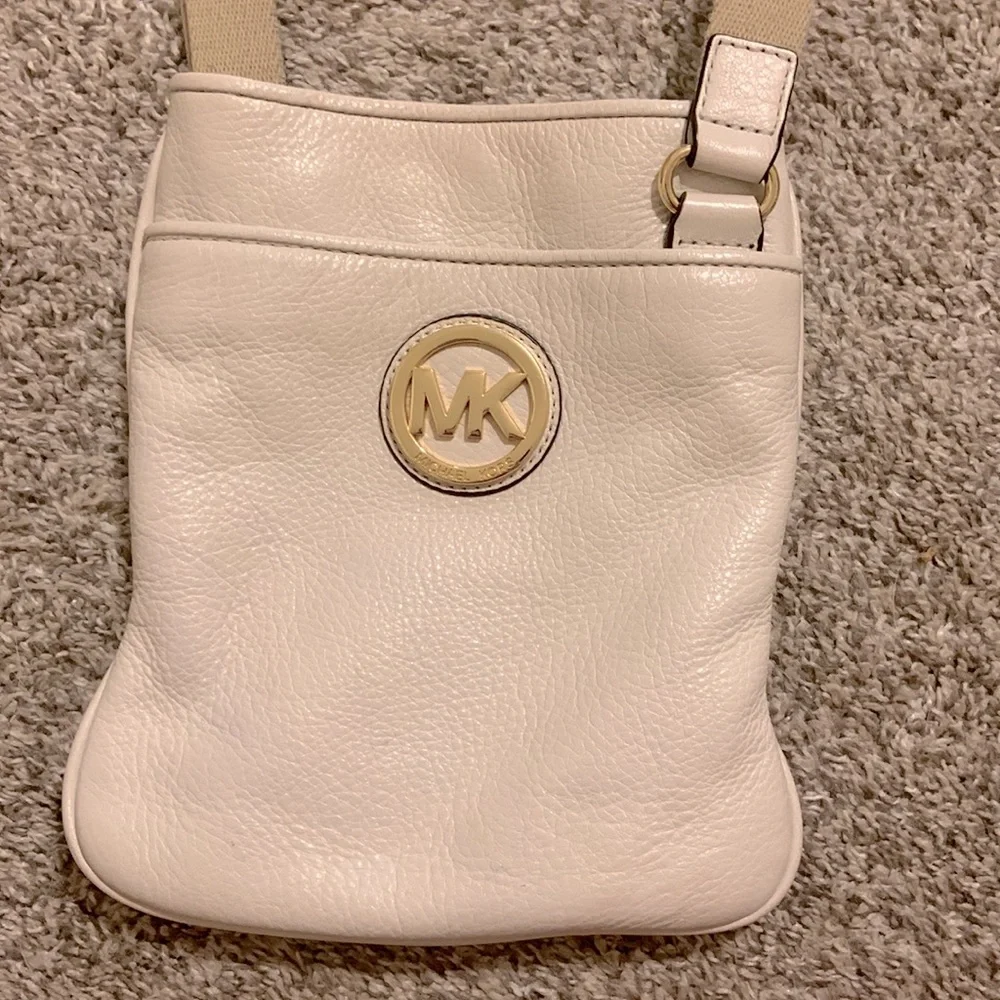 Michael Kors Crossbody Bag - Picture 2 of 5